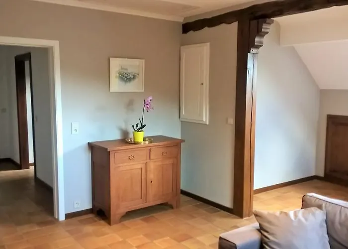 Sous-bois Marie Βίλα *