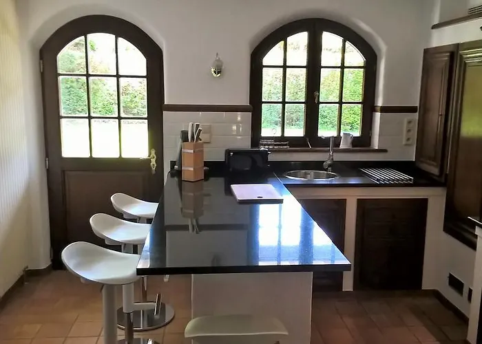 Βίλα Sous-bois Marie *